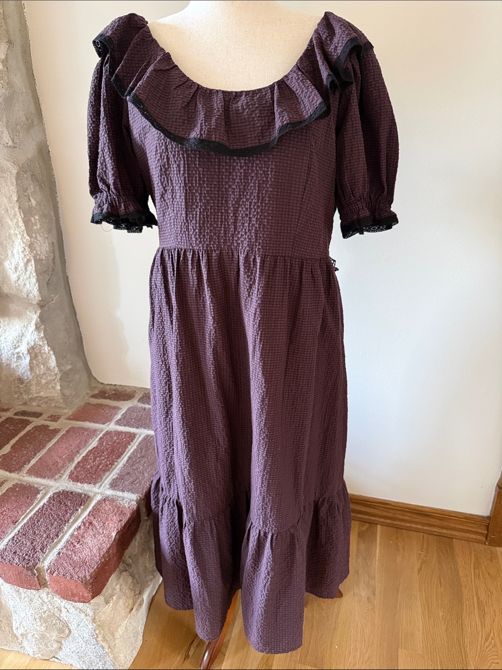 Chelsea & Violet Plum Ruffle-Trim Midi Dress with Puff Sleeves